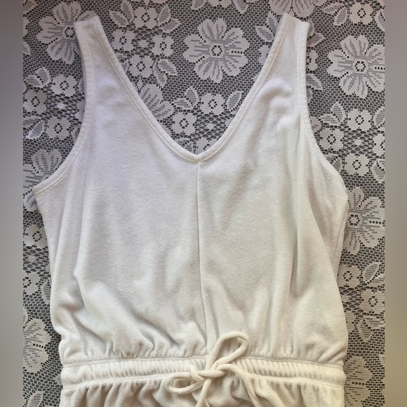 Loop Terry V-Neck Romper. One piece terry cloth short short set. Summer XS - Picture 7 of 8